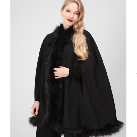 Collectif Jackets & Blazers - NWT Collectif Kori A Strong Attraction Faux-Fur Trim Cape
